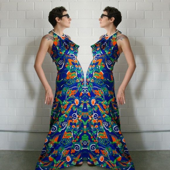 Blue Hawaiian Flounced 70s Halter Maxi Dress - Picture 14 of 15